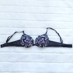 XOXO Bra 36B Black Flowered Underwire